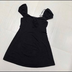 Forever 21 black cap sleeve dress